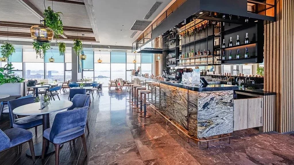 Sky Bar & Bay Bar tầng 41