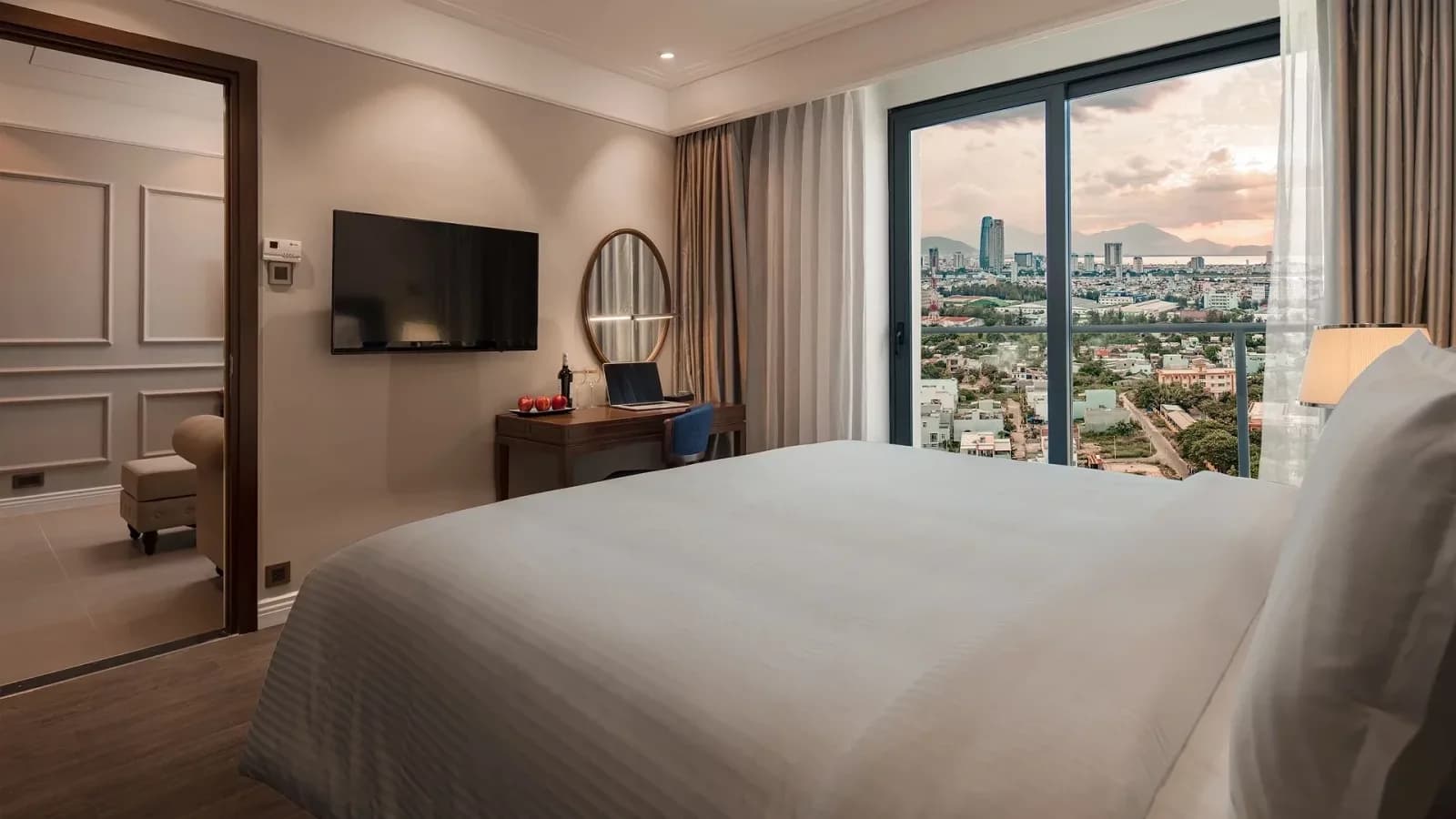 One Bedroom Peace Suite