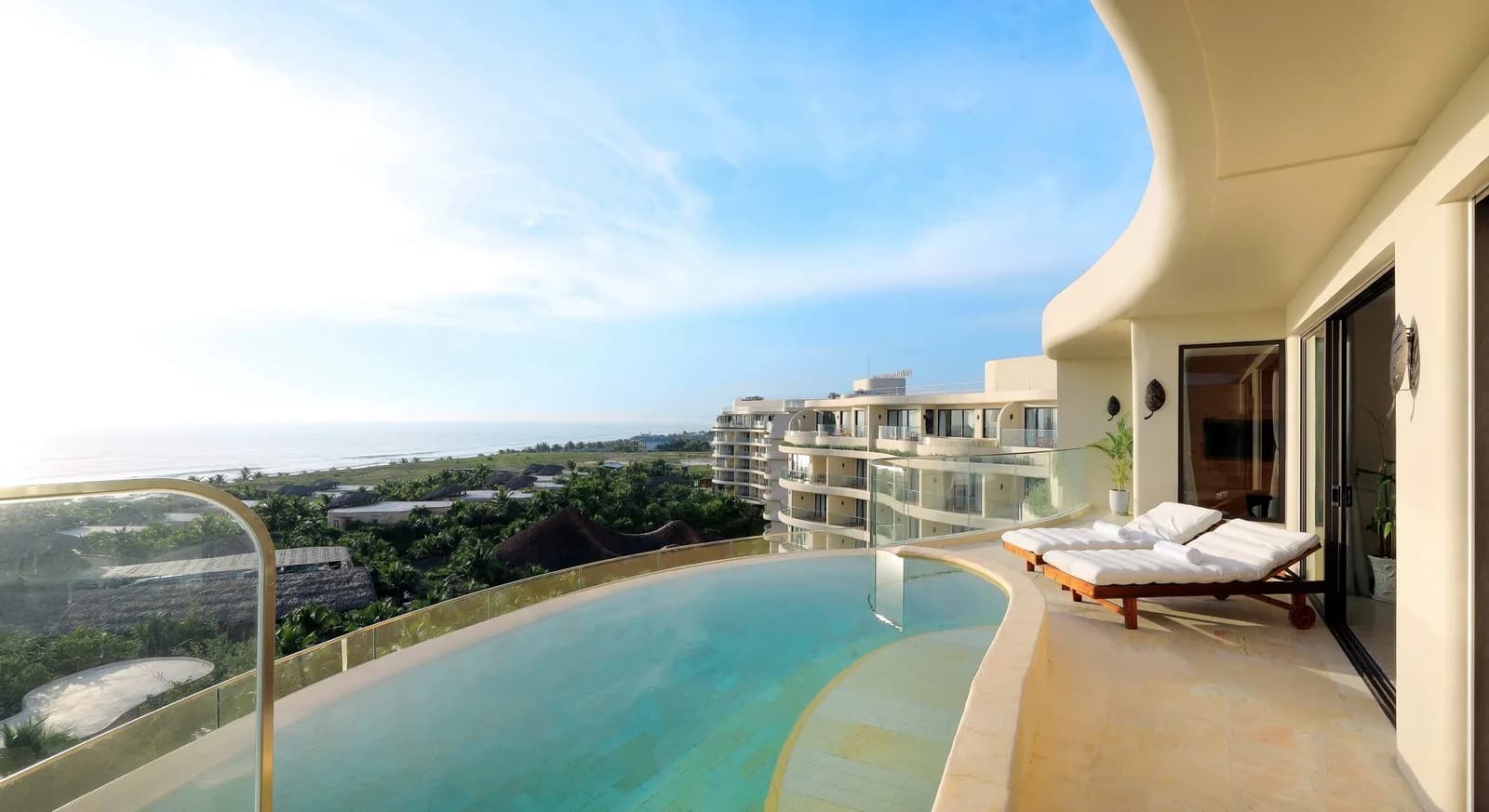 Premium Sky Pool Villa