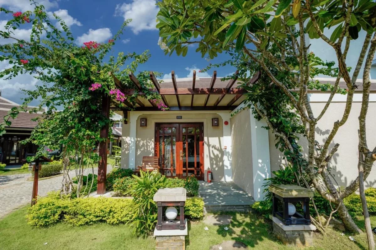 Executive Bungalow – Hướng vườn