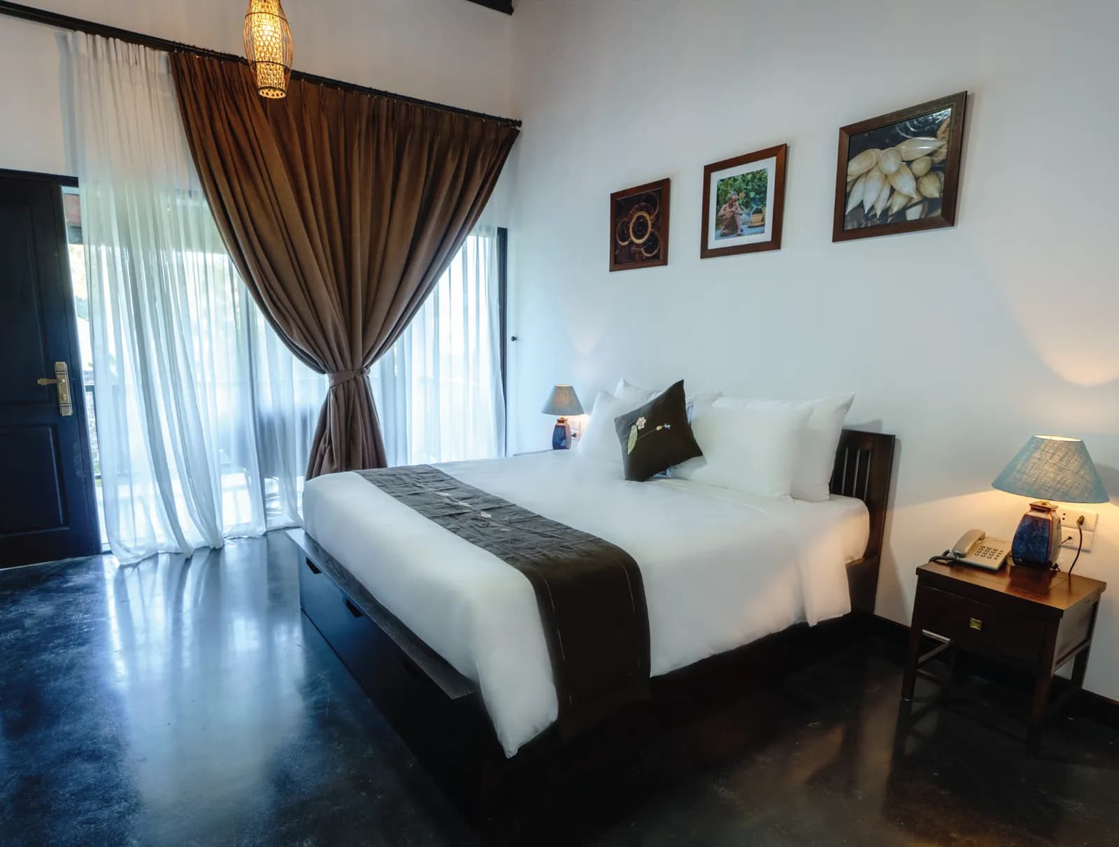 Trốn phố về Hoa Lư