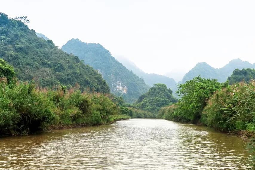 Non nước Cố đô Hoa Lư