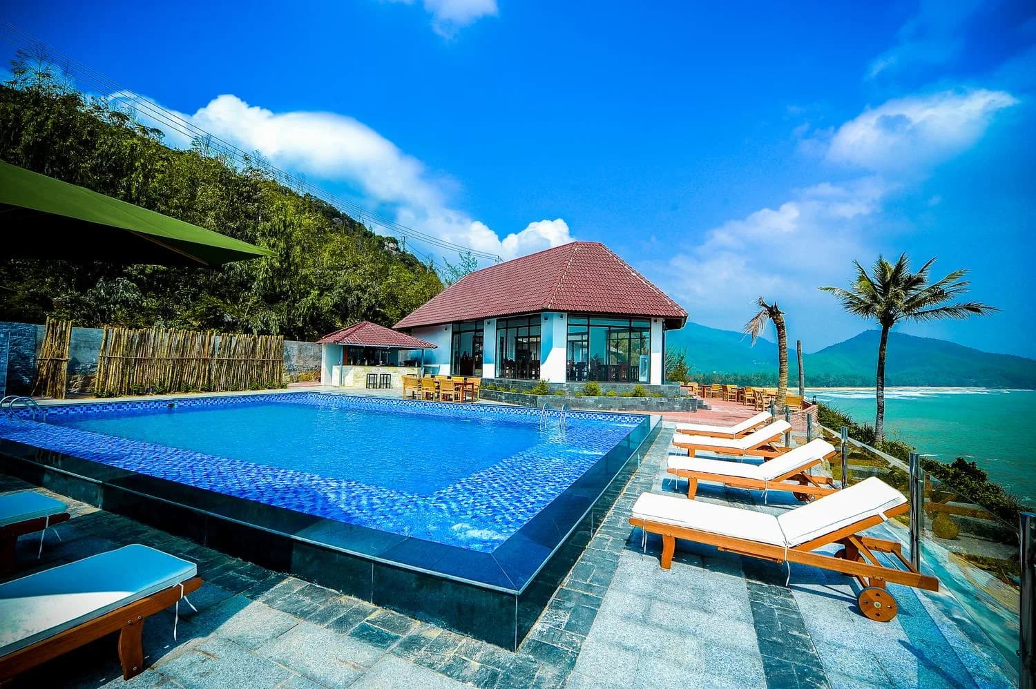 Aurora Villa & Resort Quy Nhơn