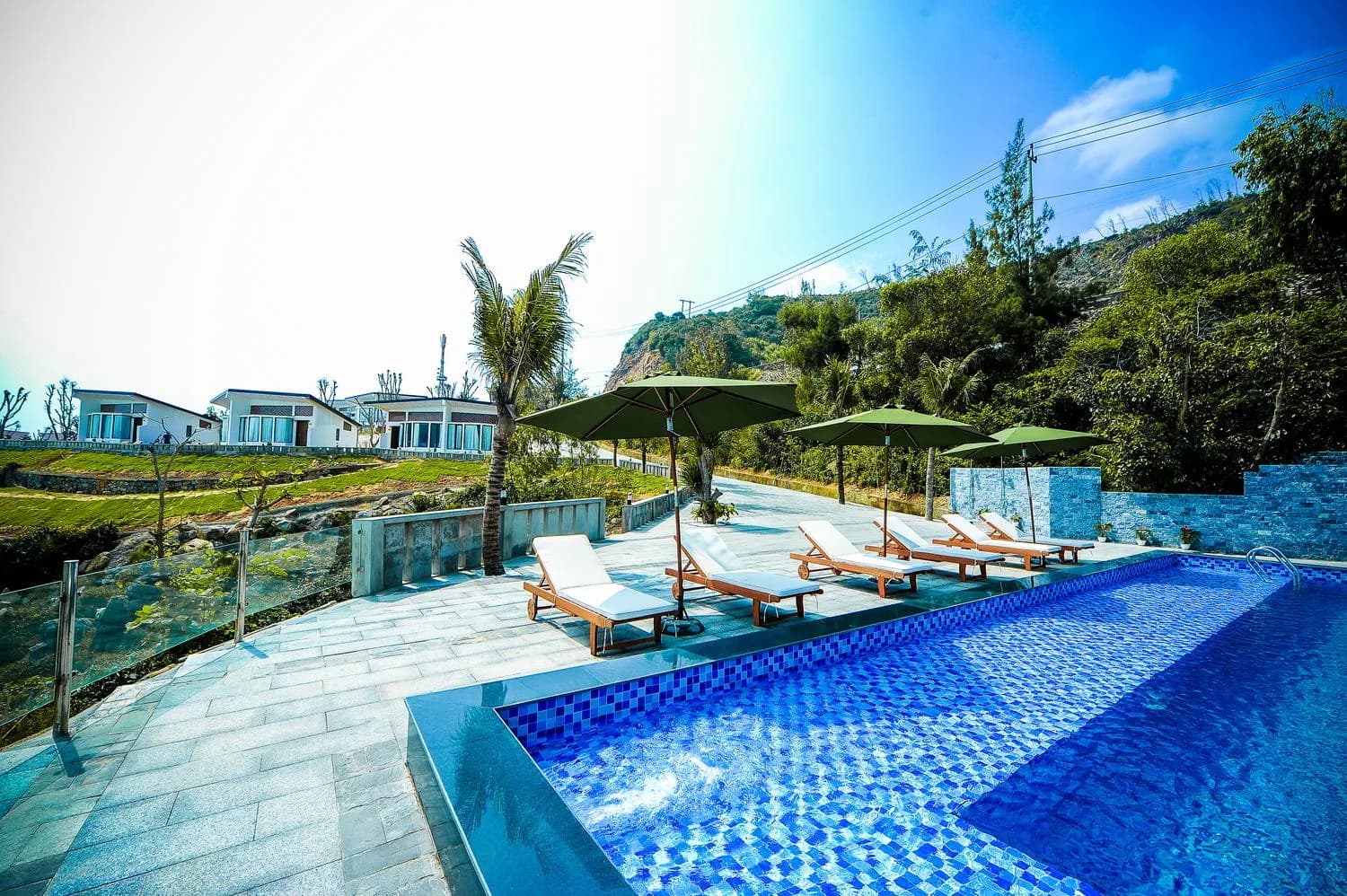 Aurora Villa & Resort Quy Nhơn 4