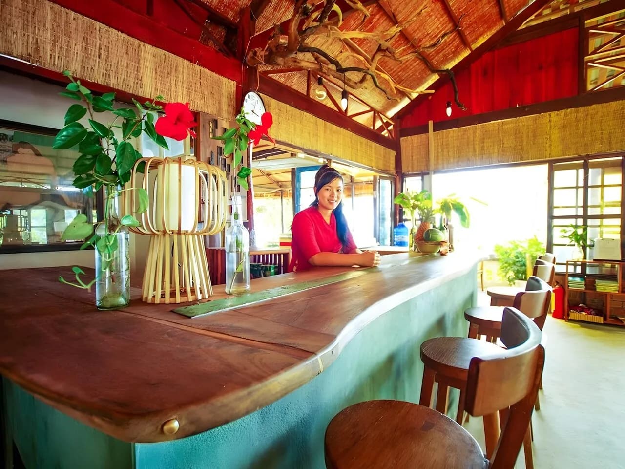 Quầy bar nhiệt đới