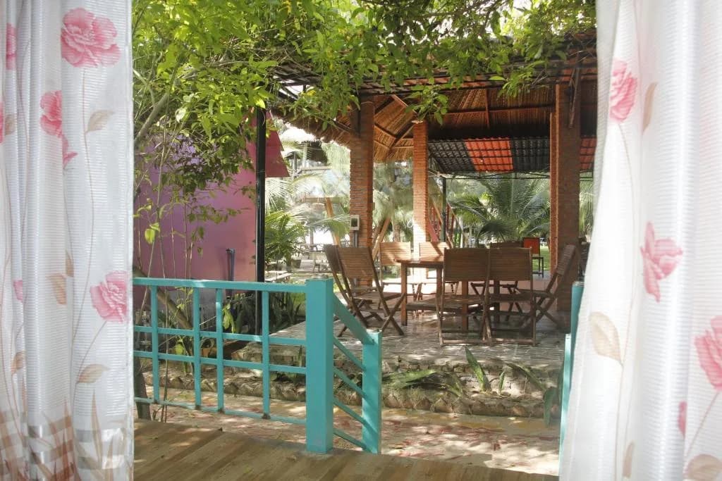 Bungalow Hướng Vườn