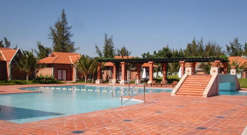 Hồ bơi ngoài trời 500m²