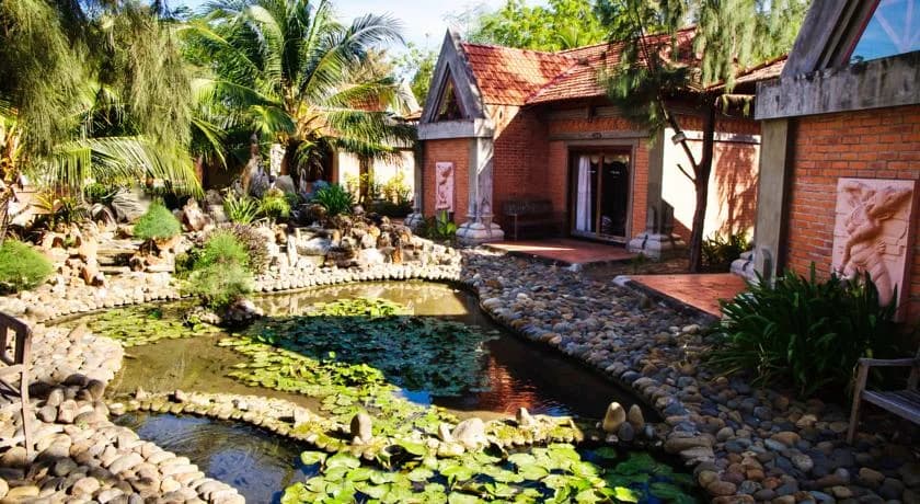 Bungalow Hướng Hồ Cảnh - Khu Brang
