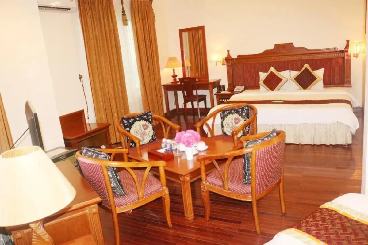Deluxe Suite