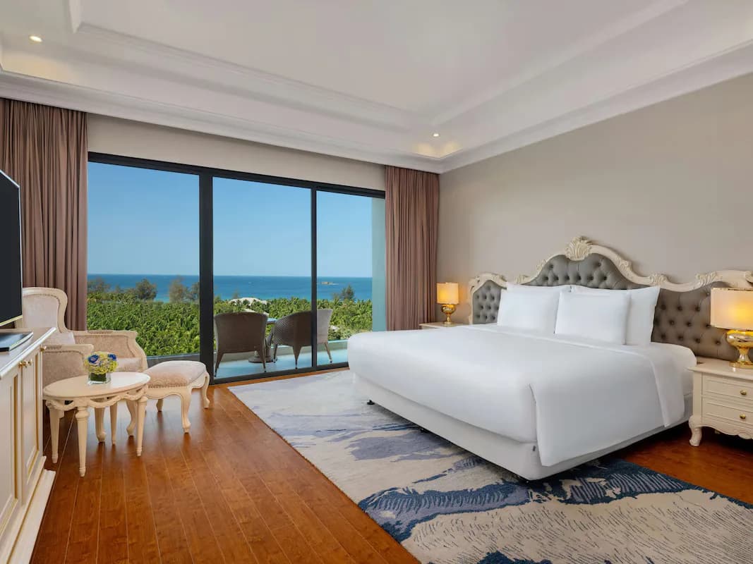 Radisson Blu - Deluxe Hướng Biển