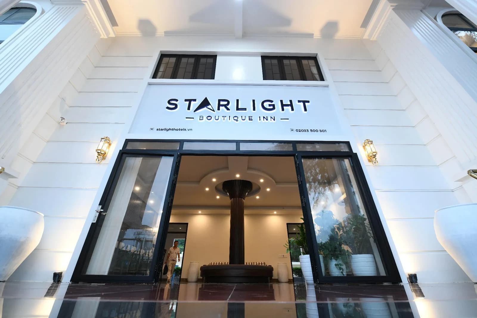 CoTo Starlight Boutique Hotel