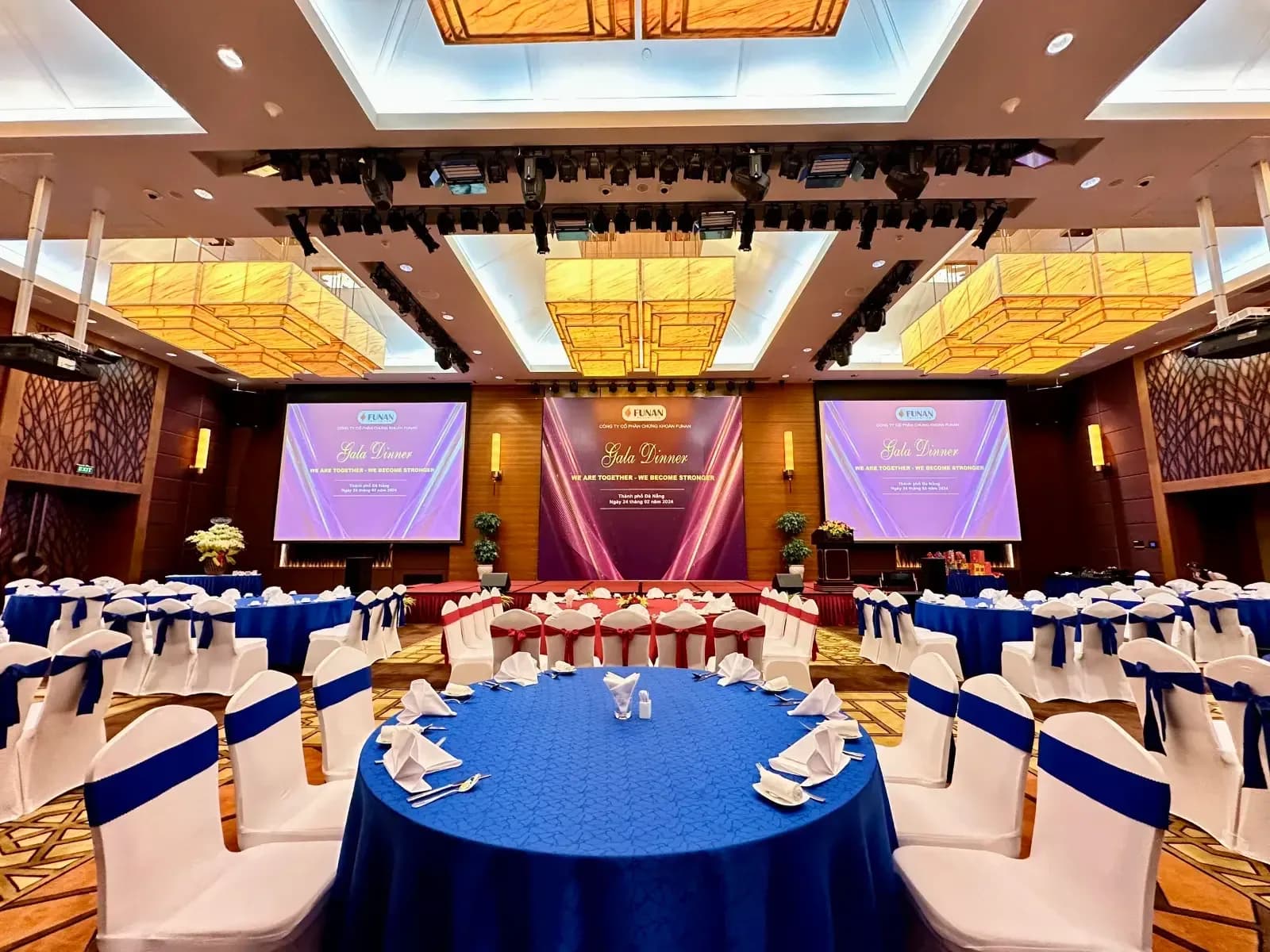 Hội nghị & tiệc cưới