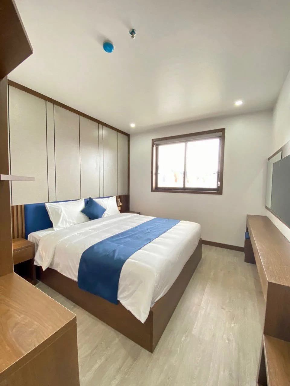 Combo cặp đôi khám phá Bãi Cháy