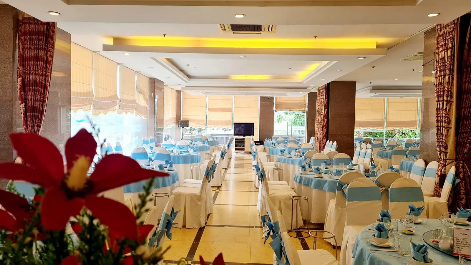 Không gian sự kiện & tiệc cưới