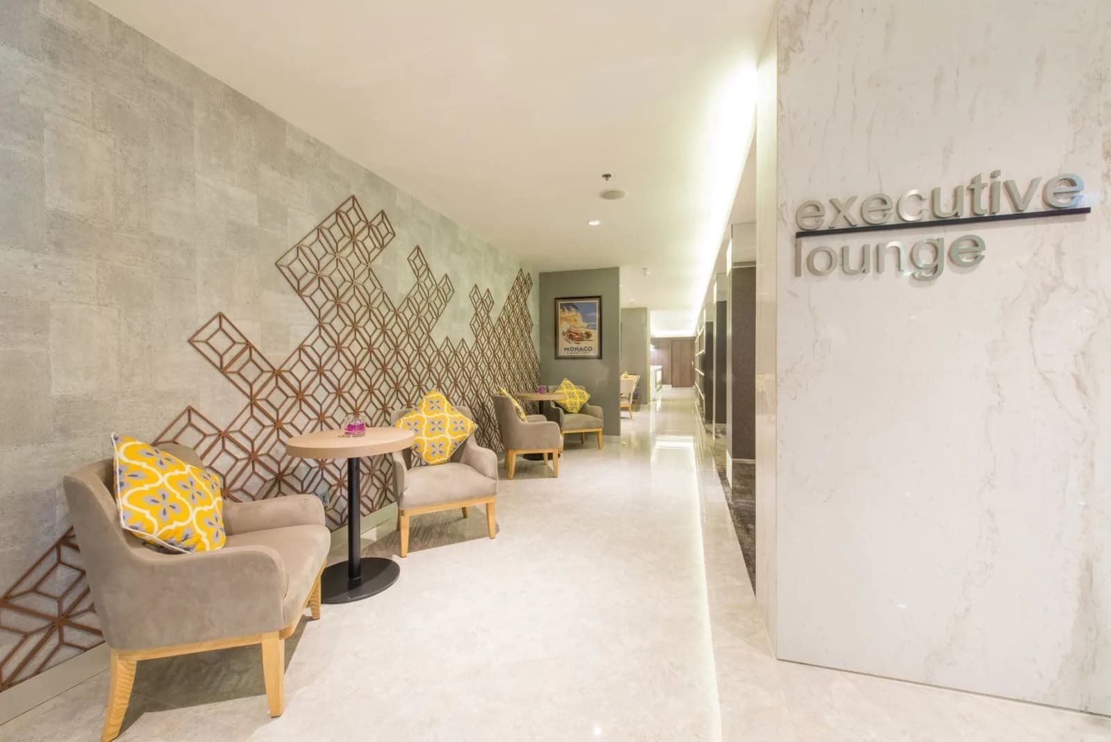 Executive Club Lounge