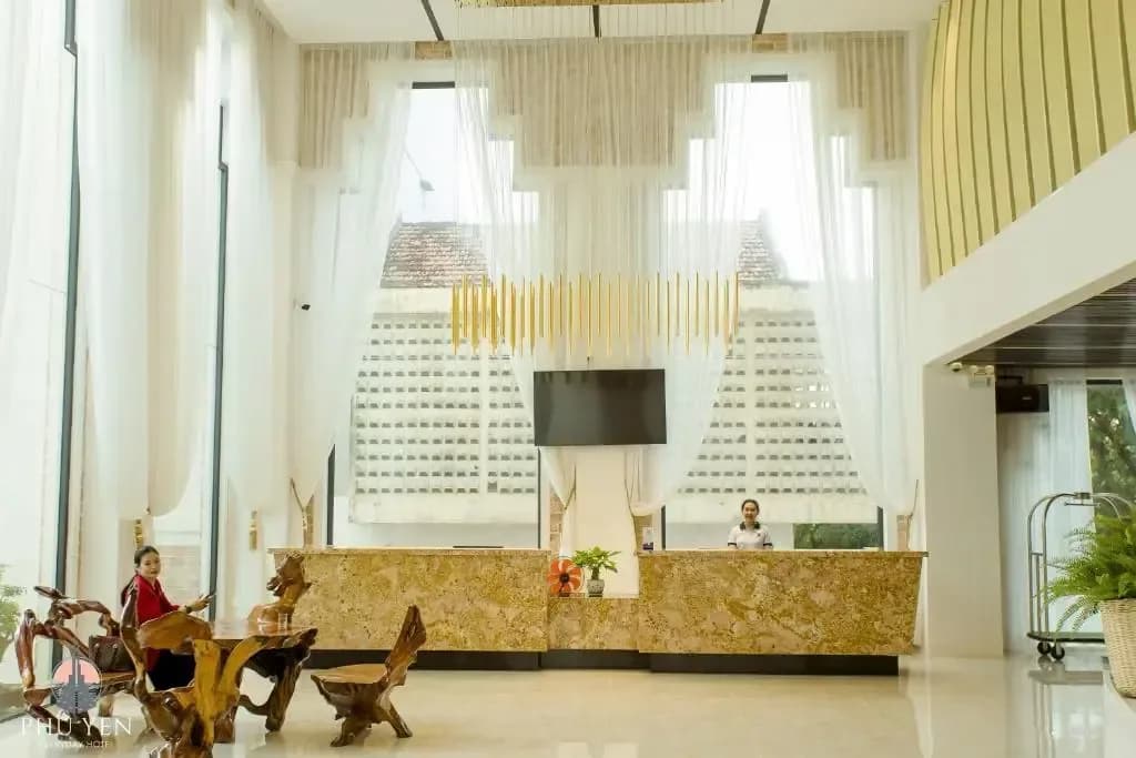 Sảnh lễ tân & cà phê