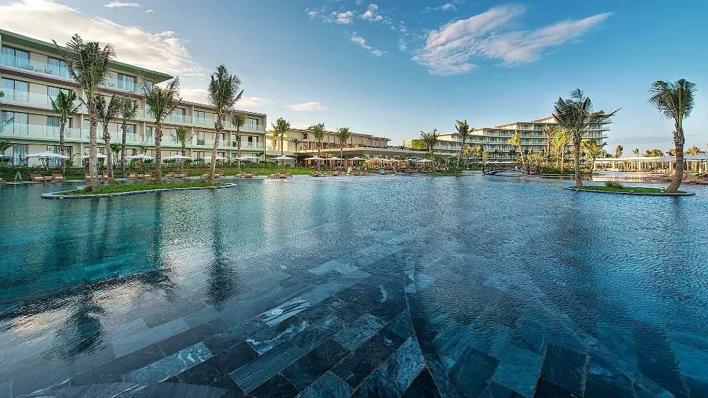 FLC Luxury Hotel Sầm Sơn