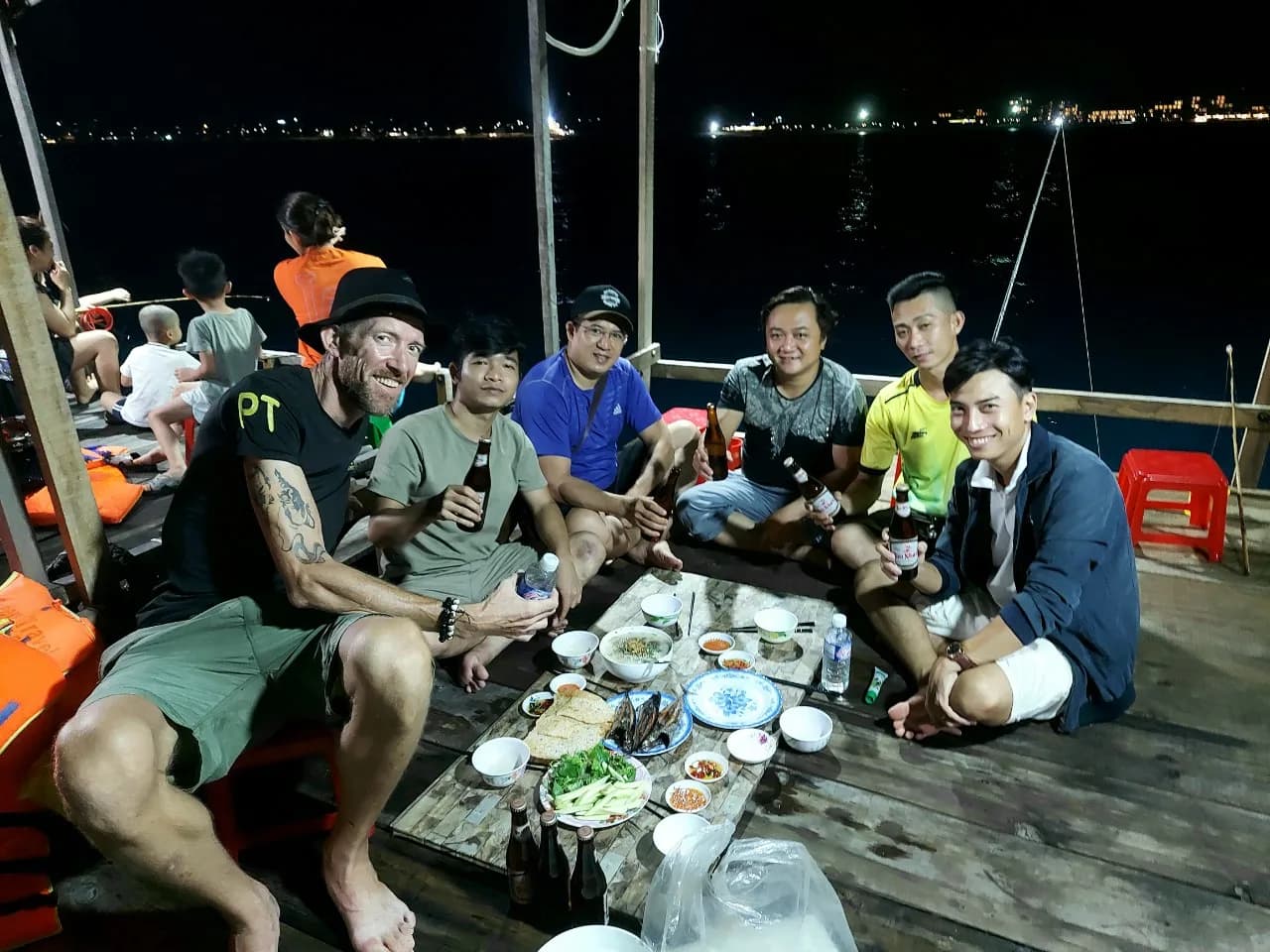 Trải nghiệm câu mực đêm