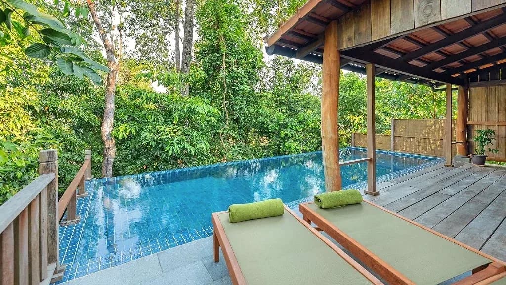 Hillside Pool Villa