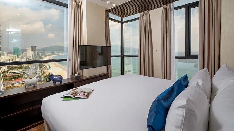 Royal Penthouse 3 Phòng ngủ
