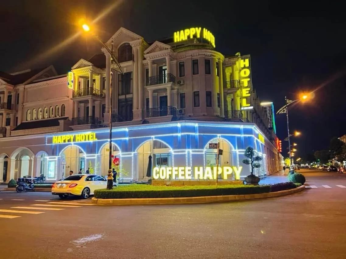 Coffee Happy sáng đèn mỗi tối