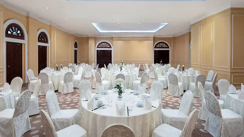 Không gian sự kiện & tiệc cưới