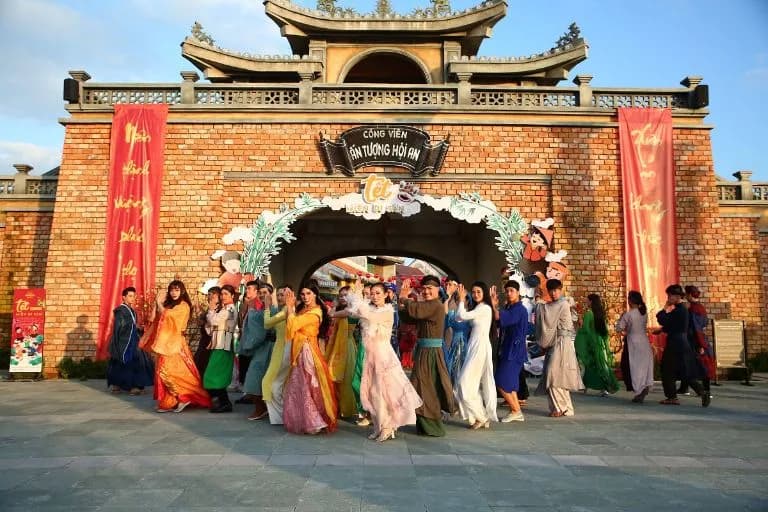 Show Ký Ức Hội An