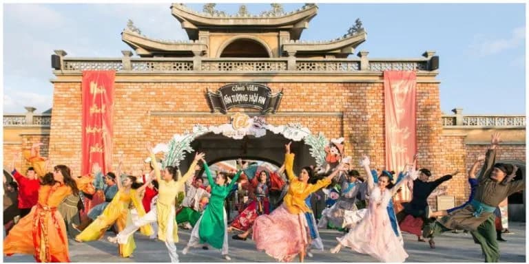 Show thực cảnh Ký Ức Hội An