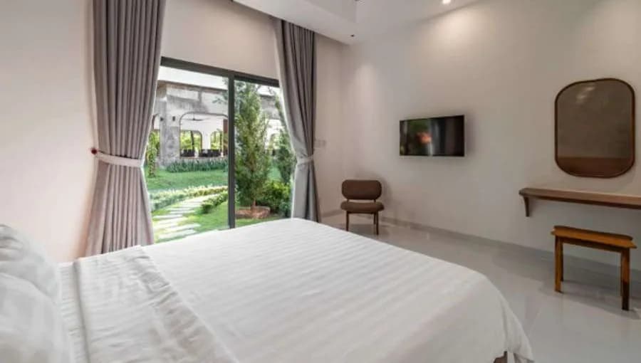 Phòng Breeze Hướng Vườn