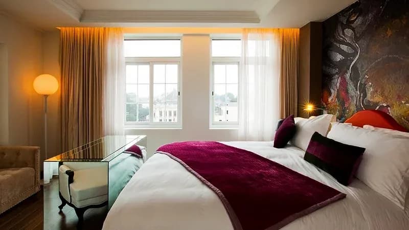 Grand Deluxe Room