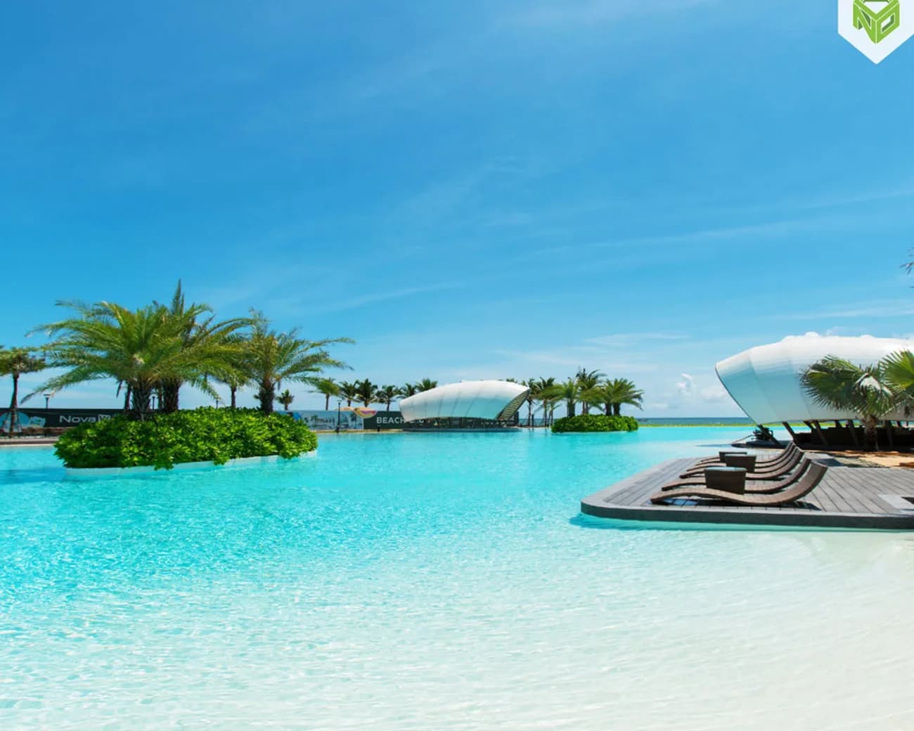 Ocean Pool giáp biển