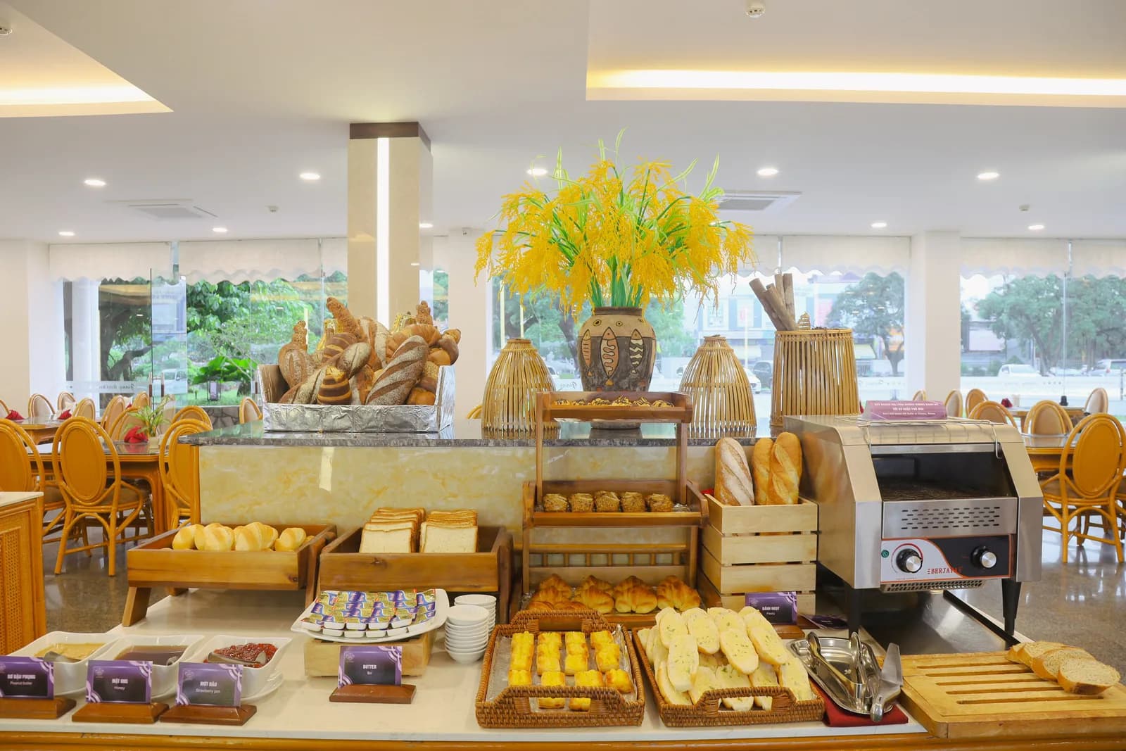 Buffet sáng phong cách Huế