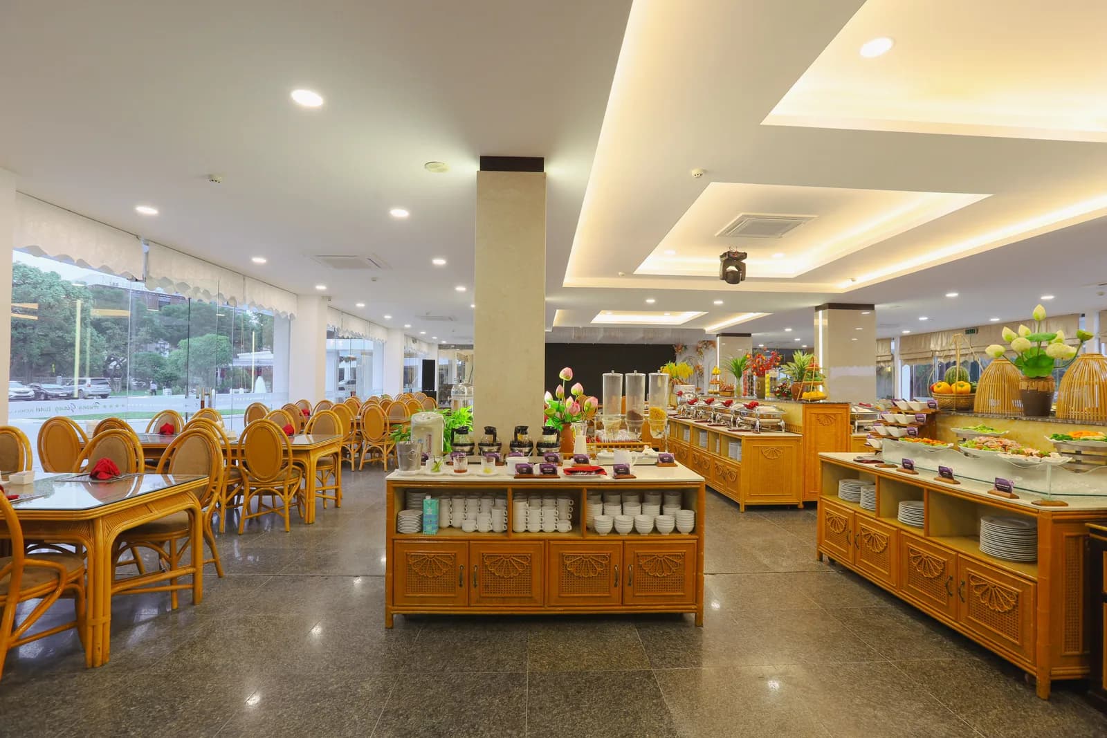 Nhà hàng buffet Hương Giang