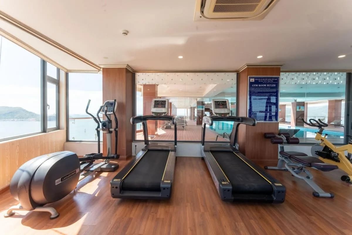 Phòng gym view biển