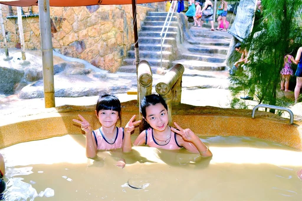 Khu vui chơi trẻ em