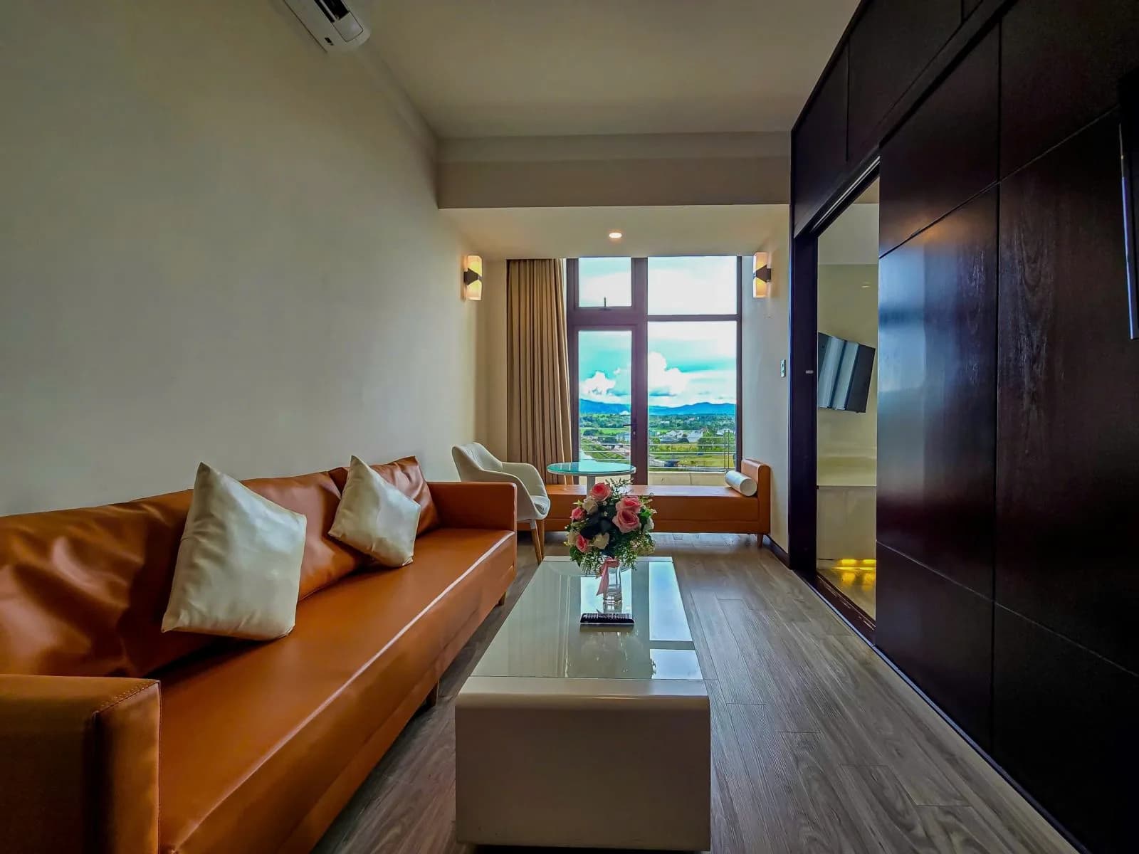 Senior Suite Sông Đăk Bla