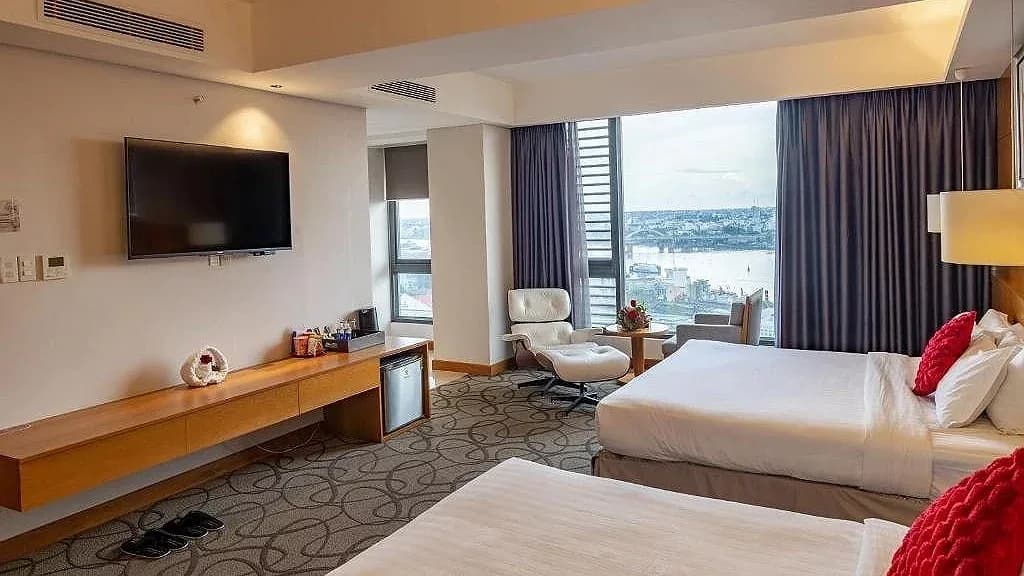 Staycation lãng mạn hướng sông