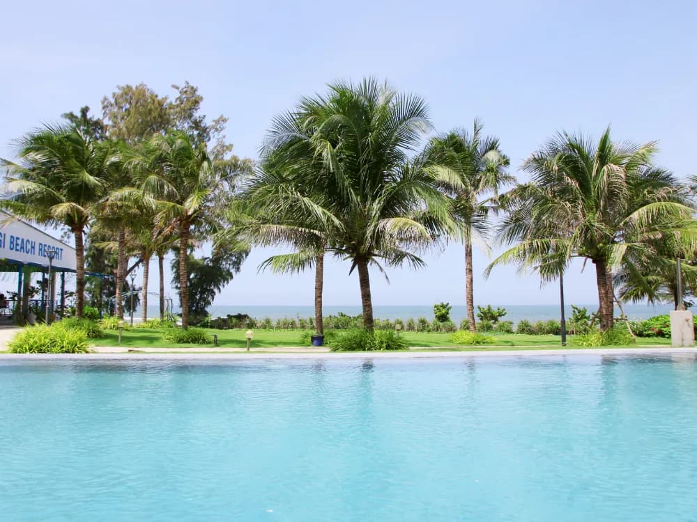 KIGI Beach Resort