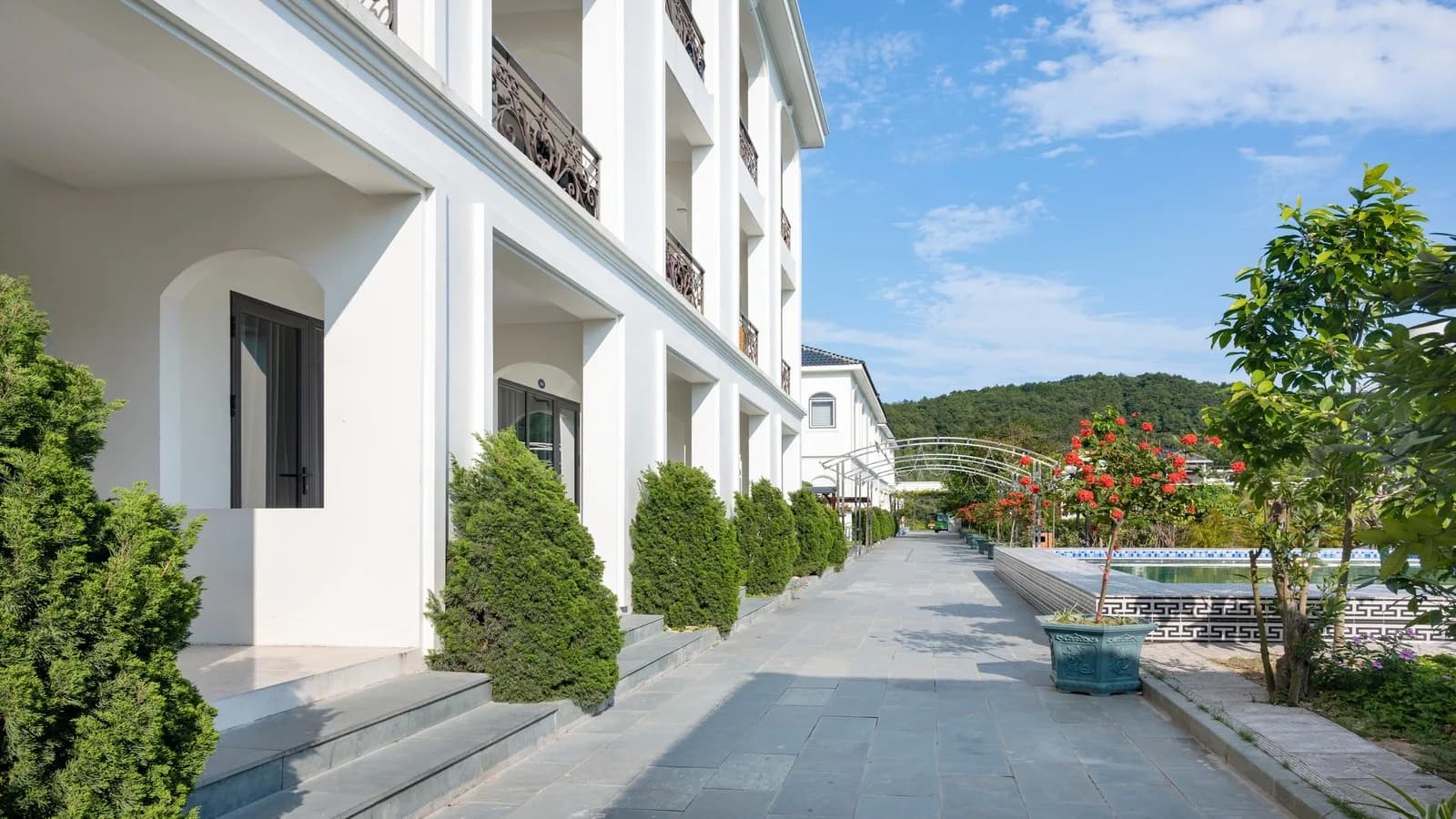 La Paloma Minh Châu Resort & Hotel 5