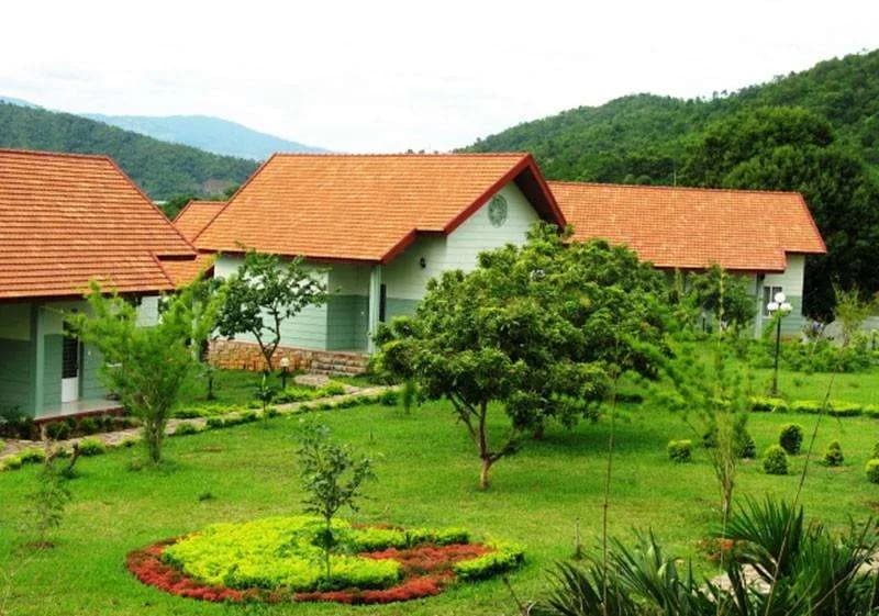 Lak Resort