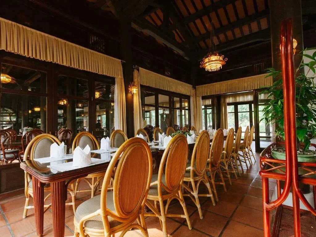 Ẩm thực Á – Âu & đặc sản Huế