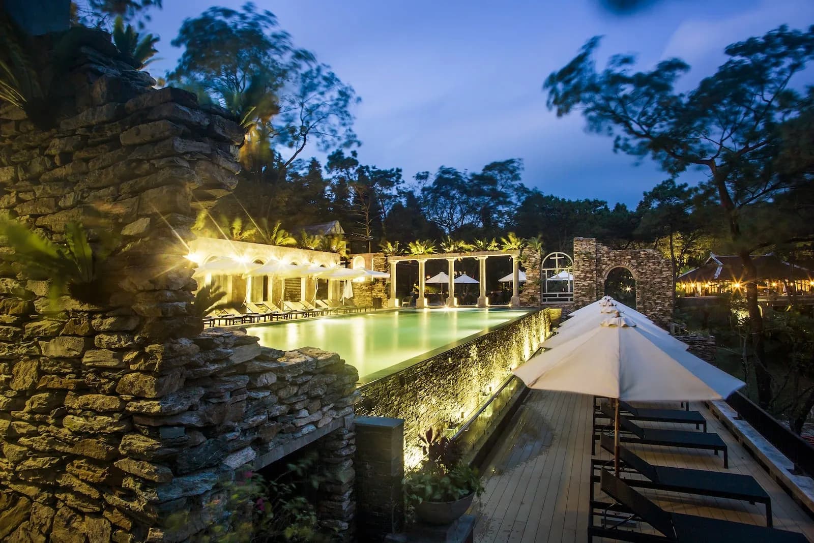 Le Mont Bavi Resort & Spa