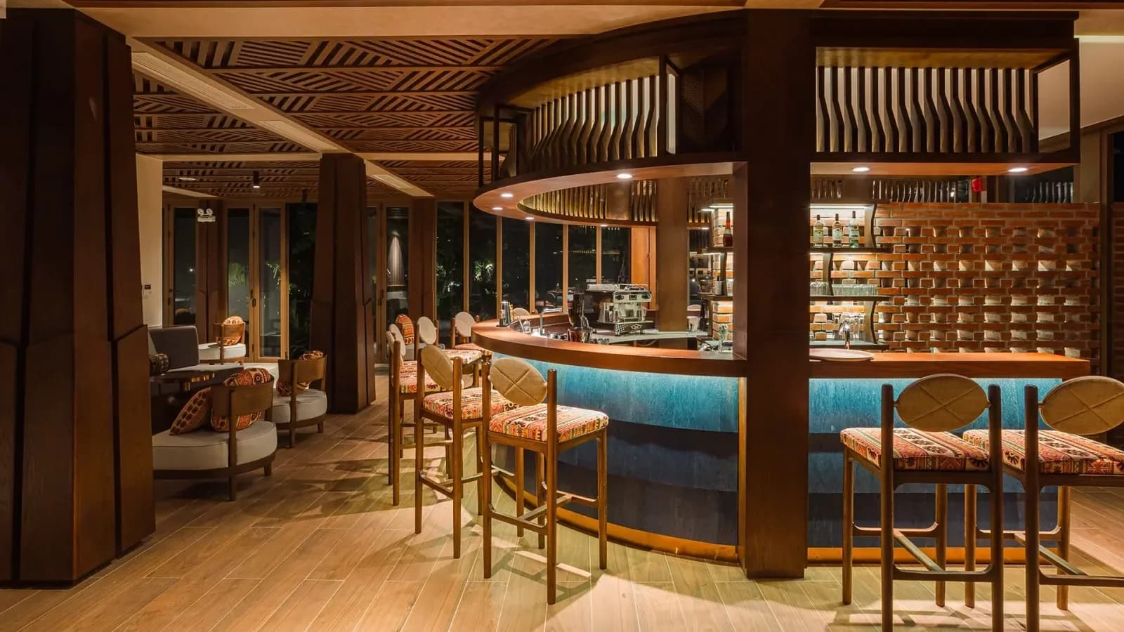 Khói Lounge & Bar