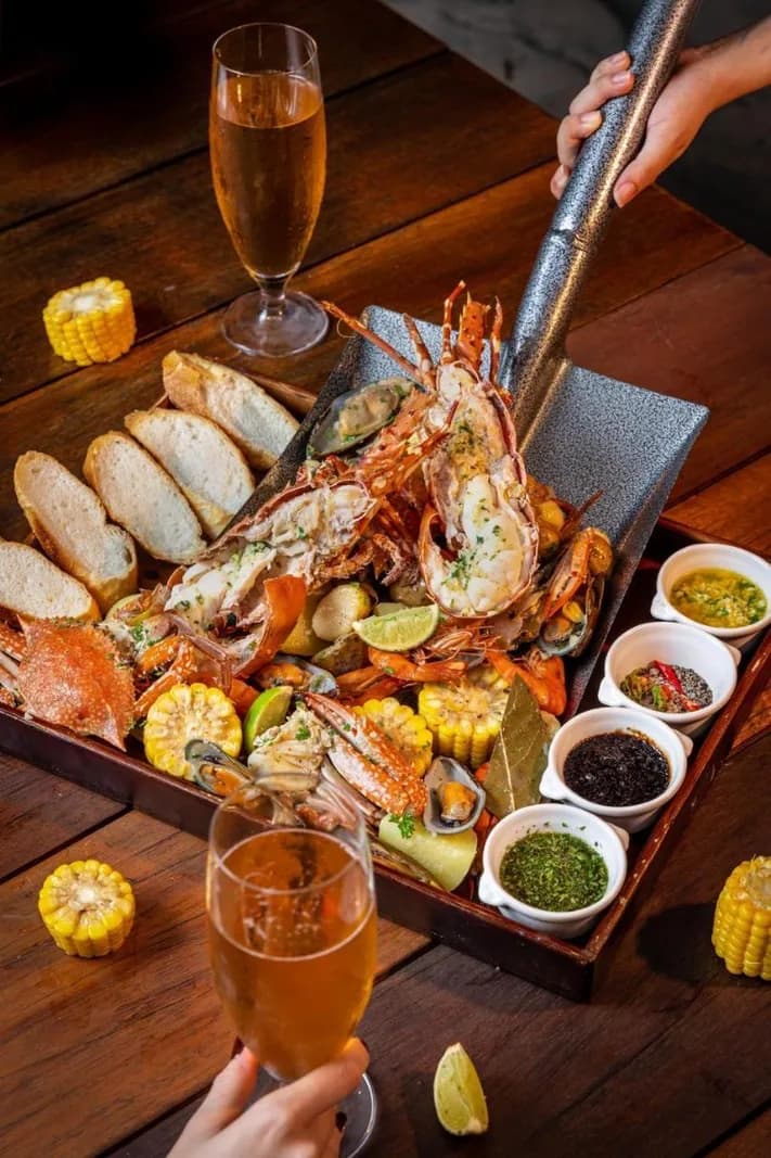 Tiệc hải sản Sea Shack