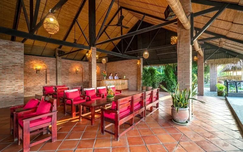 Sảnh đón nhà rường