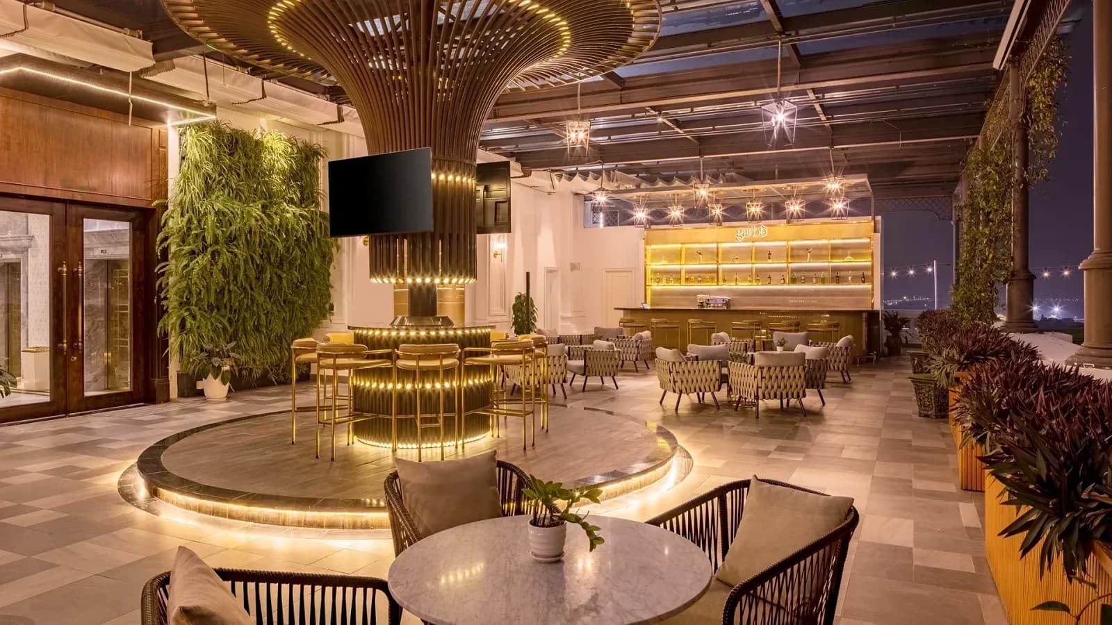 Garbo Rooftop Bar