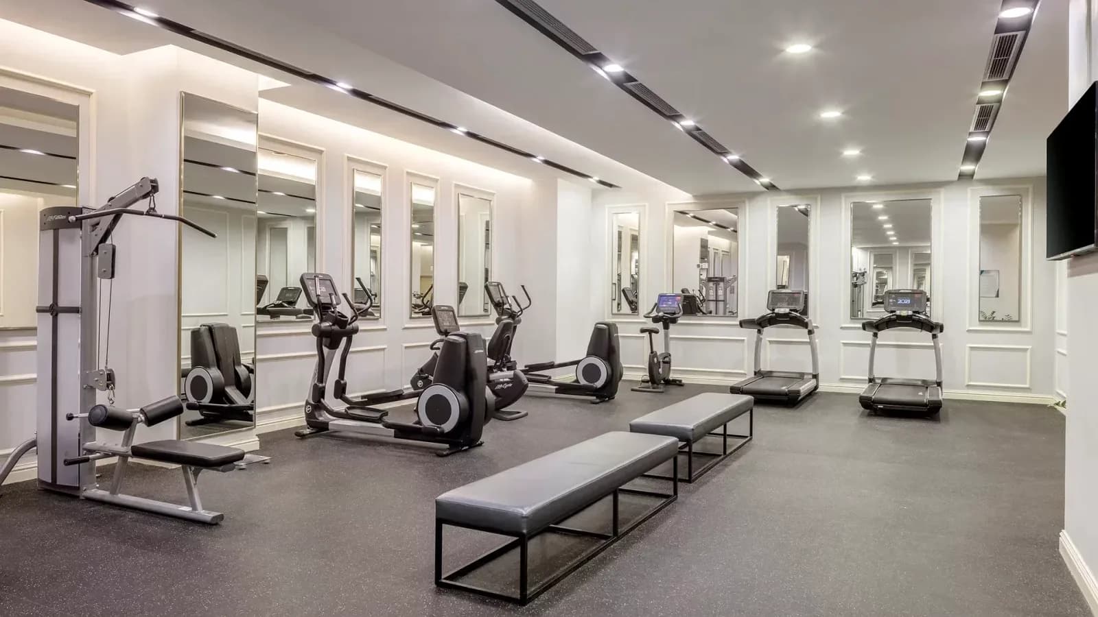 Phòng Gym hiện đại