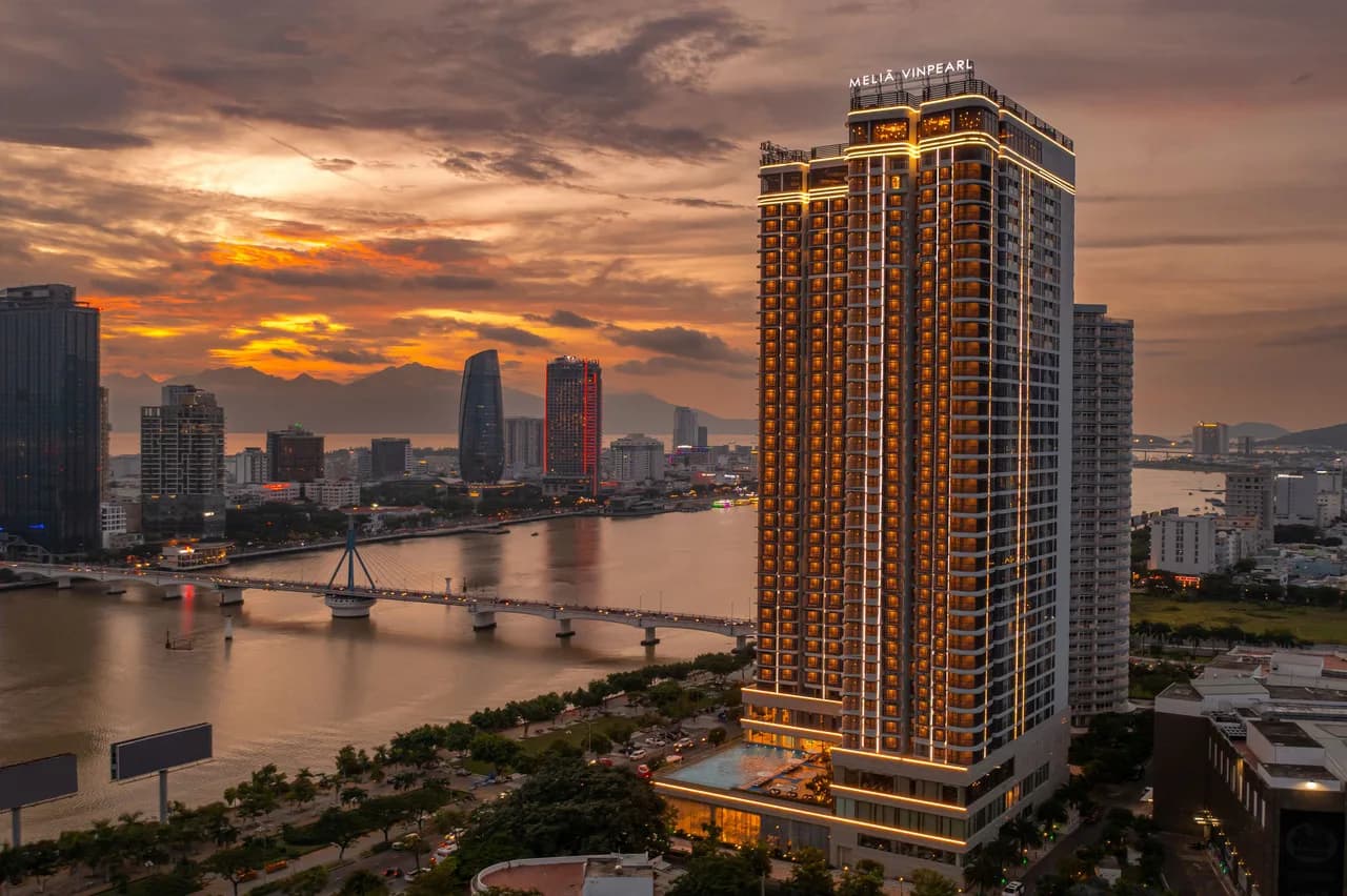 Melia Vinpearl Riverfront Danang