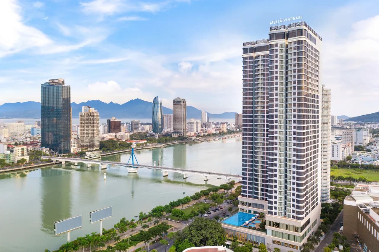Melia Vinpearl Riverfront Danang 4
