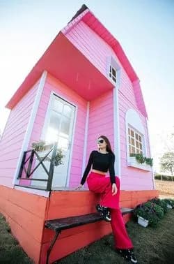 Góc sống ảo sắc màu